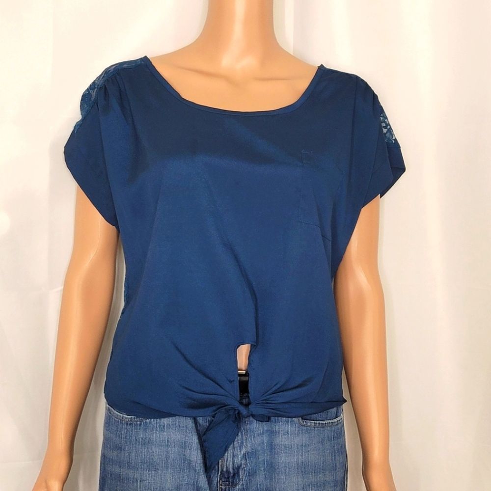 Love Republic Dark Blue Front Tie Tee, Sz. Large